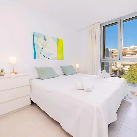 Apartment Flip Flop